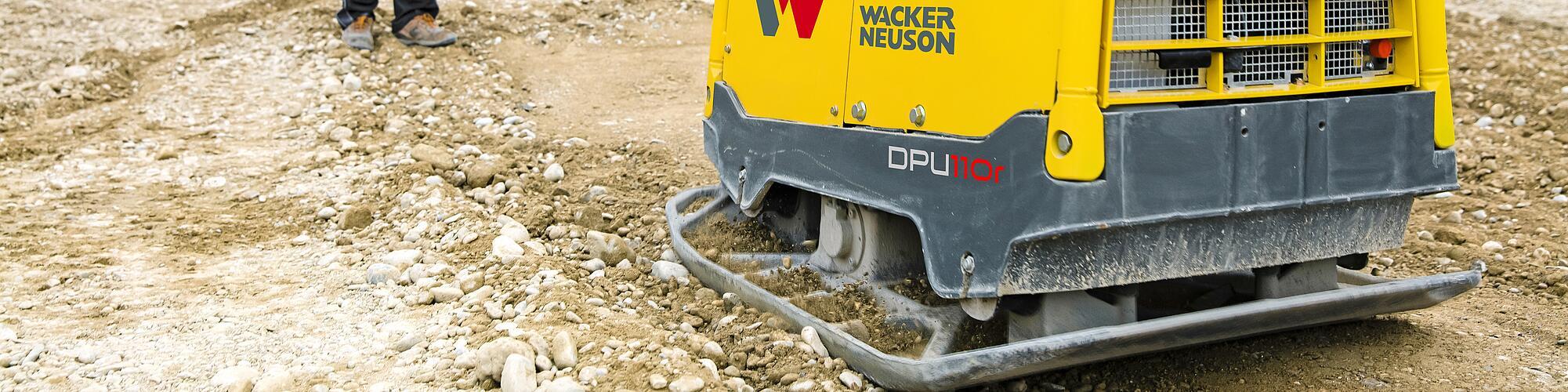 wacker neuson plate dpu110 in action